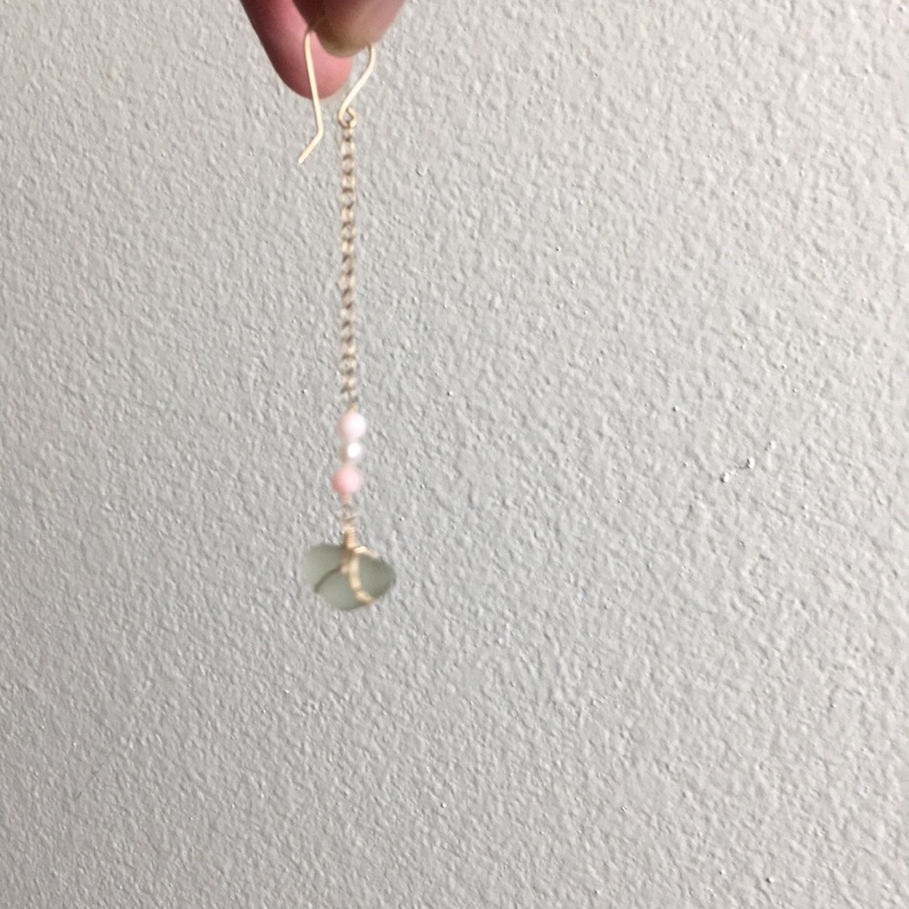 🖤Handmade seaglass pearl coral earrings - Picture 4 of 8